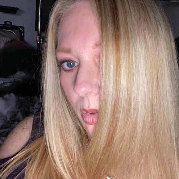 Meet your Posher, Karen - Picture 7 of 10